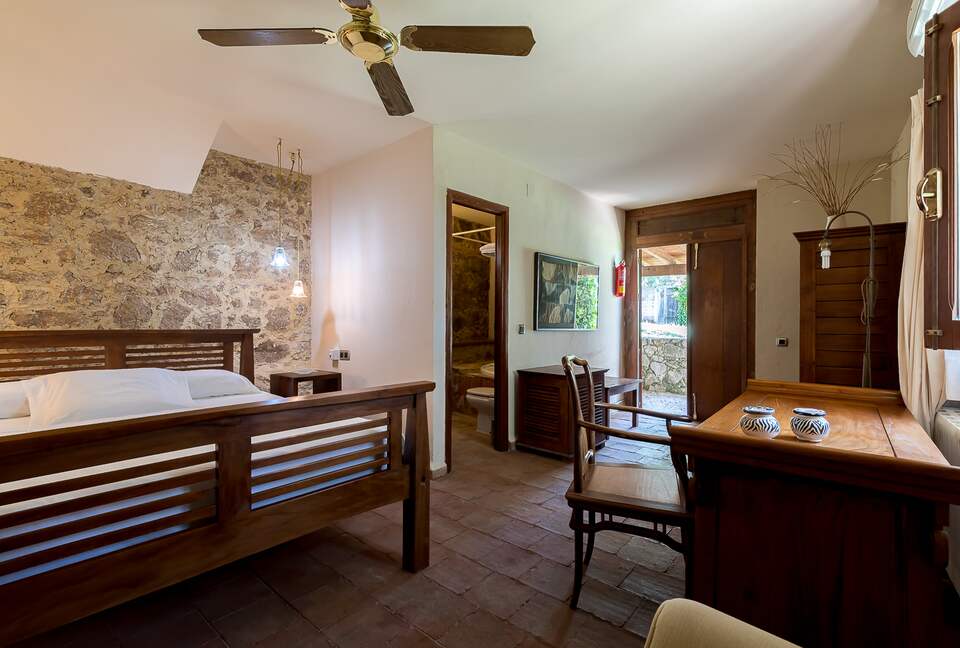 Rustic Elegance in the Heart of Extremadura - Cuacos de Yuste, Spain