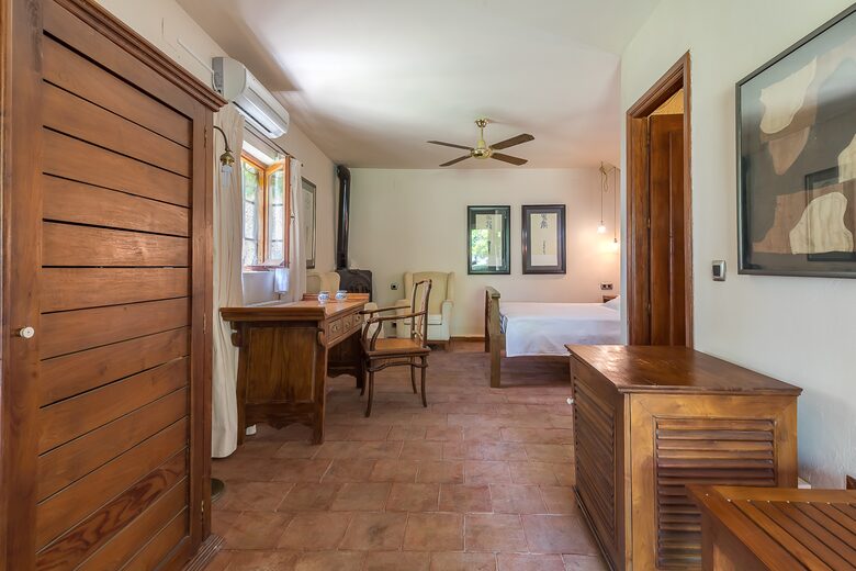 Rustic Elegance in the Heart of Extremadura - Cuacos de Yuste, Spain