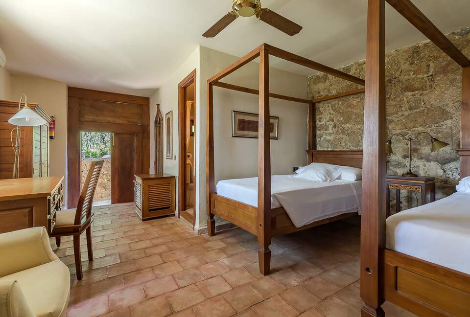 Rustic Elegance in the Heart of Extremadura - Cuacos de Yuste, Spain