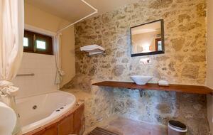 Rustic Elegance in the Heart of Extremadura - Cuacos de Yuste, Spain