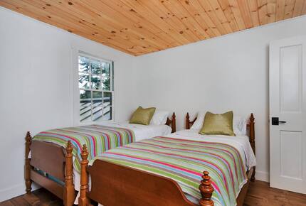 Waterfront Maine Escape with Private Dock & Panoramic Views - West Boothbay Harbor, Maine