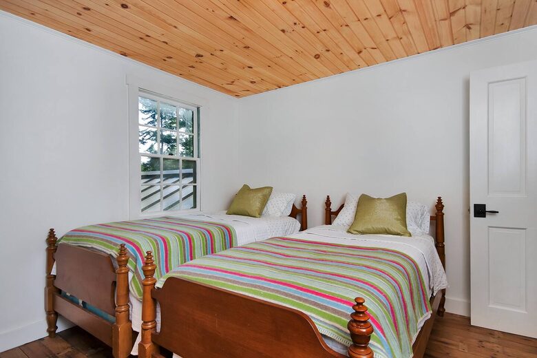 Waterfront Maine Escape with Private Dock & Panoramic Views - West Boothbay Harbor, Maine