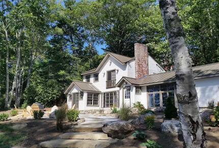 Waterfront Maine Escape with Private Dock & Panoramic Views - West Boothbay Harbor, Maine