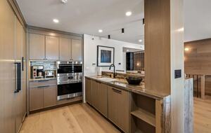 Bear Claw Beauty | Luxury Ski-In/Ski-Out Living - Steamboat Springs, Colorado