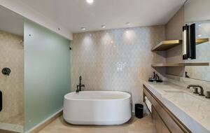 Bear Claw Beauty | Luxury Ski-In/Ski-Out Living - Steamboat Springs, Colorado