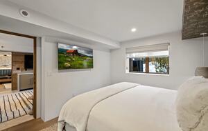 Bear Claw Beauty | Luxury Ski-In/Ski-Out Living - Steamboat Springs, Colorado