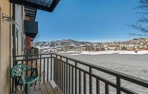 Bear Claw Beauty | Luxury Ski-In/Ski-Out Living - Steamboat Springs, Colorado
