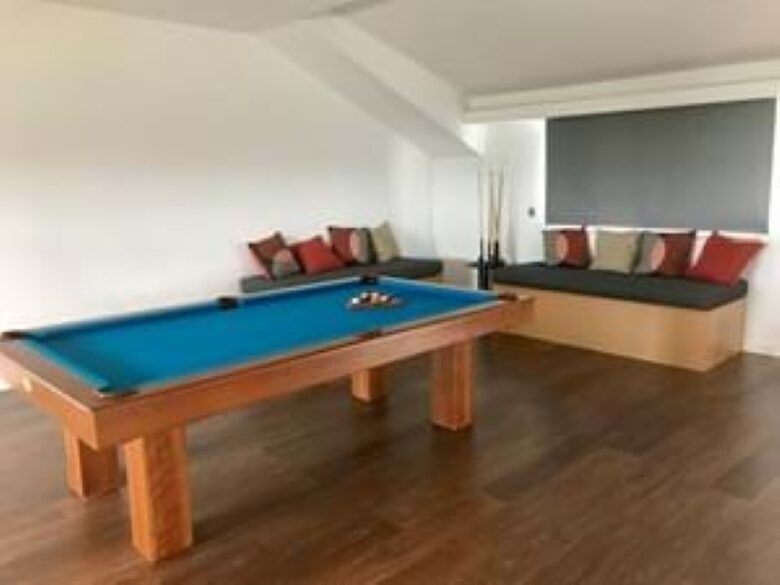 Refined Family Estate Near Ericeira’s Surf & Heritage - Carvoeira, Portugal