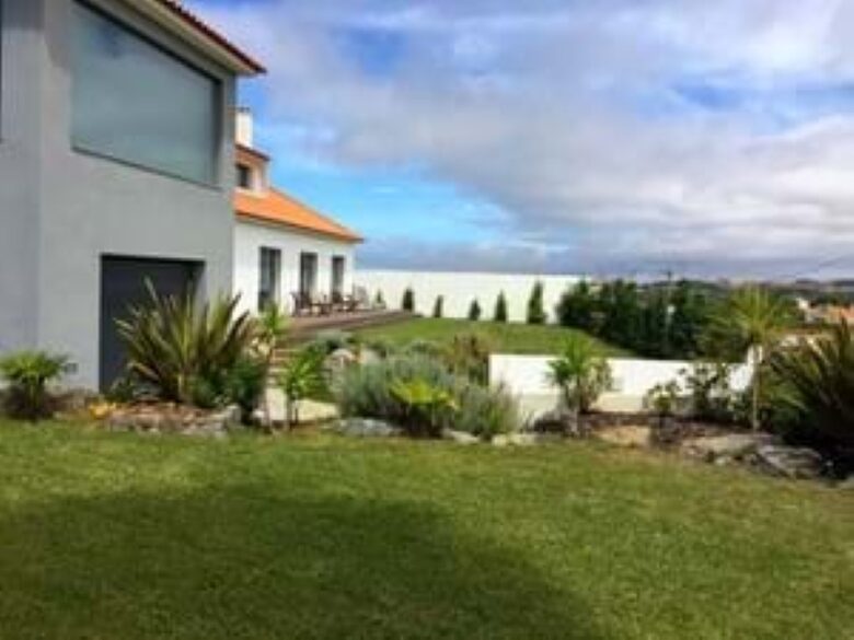 Refined Family Estate Near Ericeira’s Surf & Heritage - Carvoeira, Portugal