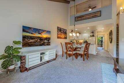Island Living Steps from Kamaole Beach III - Kihei, Hawaii