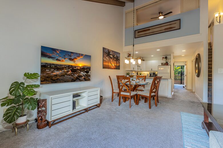 Island Living Steps from Kamaole Beach III - Kihei, Hawaii