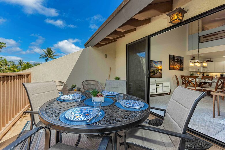 Island Living Steps from Kamaole Beach III - Kihei, Hawaii