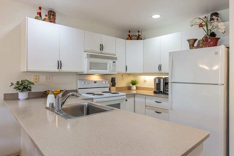 Island Living Steps from Kamaole Beach III - Kihei, Hawaii