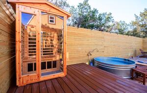 Luxury Tiny Home Escape Near Wimberley Winery - Wimberly, Texas