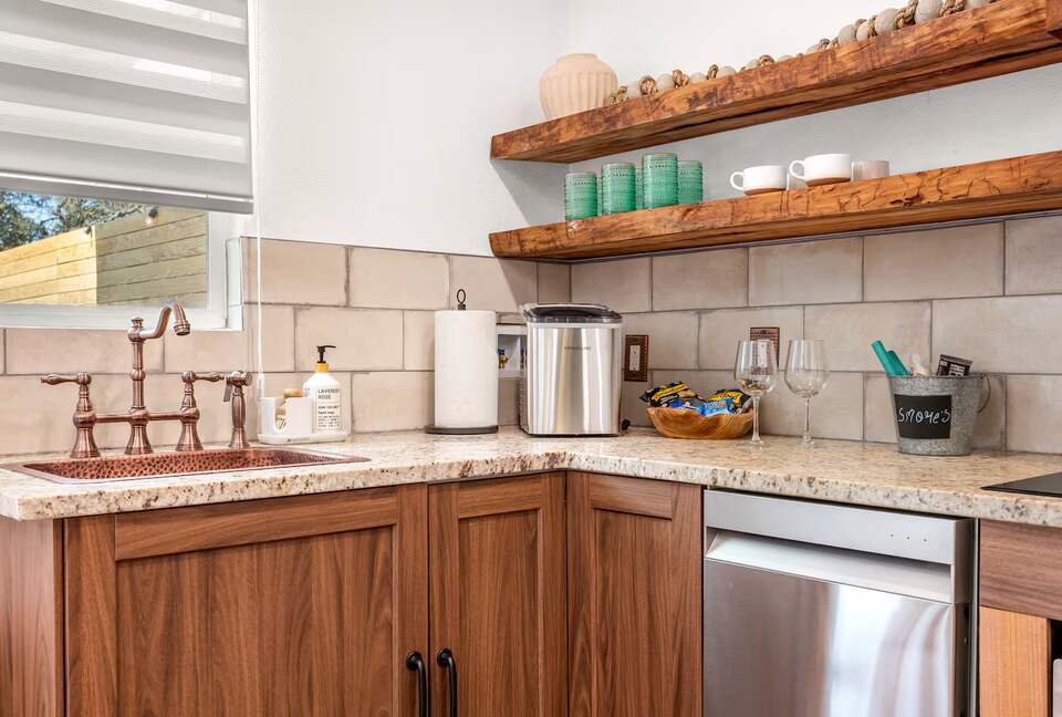 Luxury Tiny Home Escape Near Wimberley Winery - Wimberly, Texas