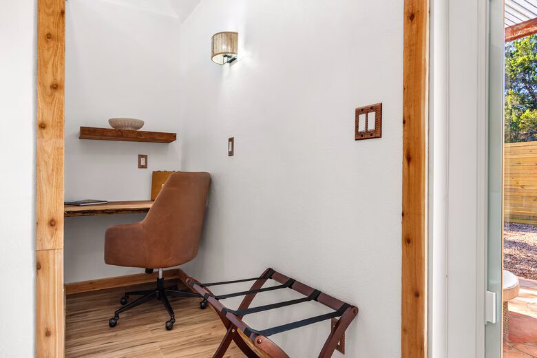 Luxury Tiny Home Escape Near Wimberley Winery - Wimberly, Texas