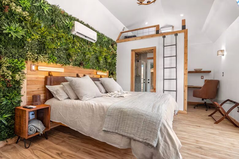 Luxury Tiny Home Escape Near Wimberley Winery - Wimberly, Texas