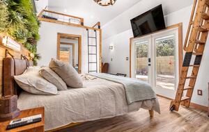 Luxury Tiny Home Escape Near Wimberley Winery - Wimberly, Texas