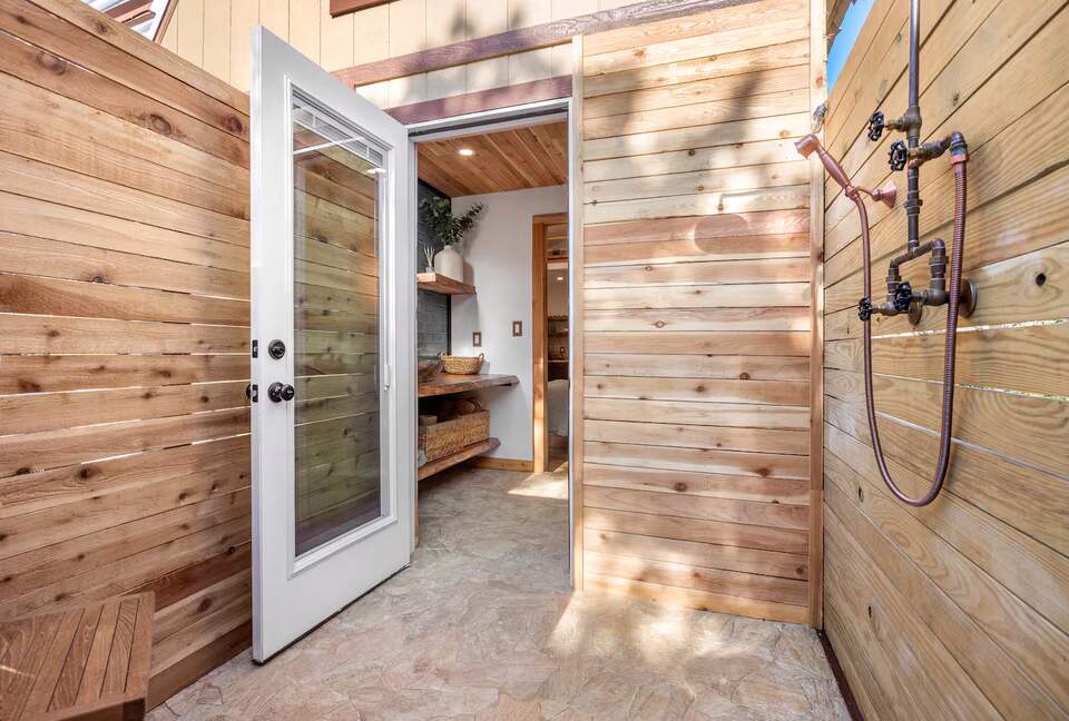 Luxury Tiny Home Escape Near Wimberley Winery - Wimberly, Texas