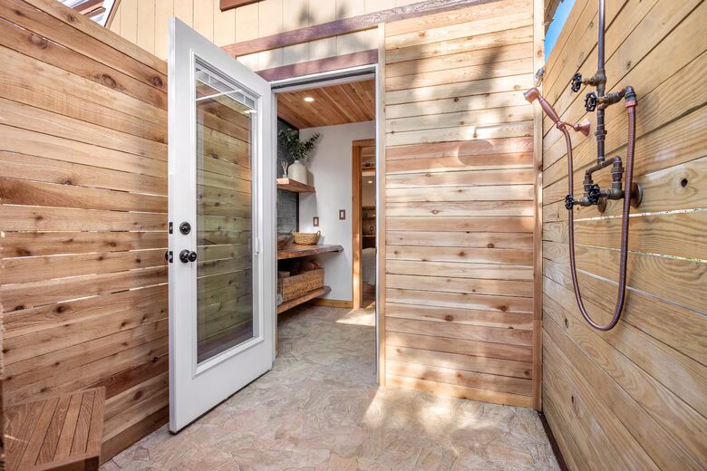 Luxury Tiny Home Escape Near Wimberley Winery - Wimberly, Texas