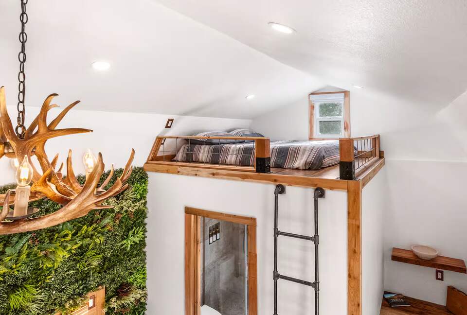 Luxury Tiny Home Escape Near Wimberley Winery - Wimberly, Texas