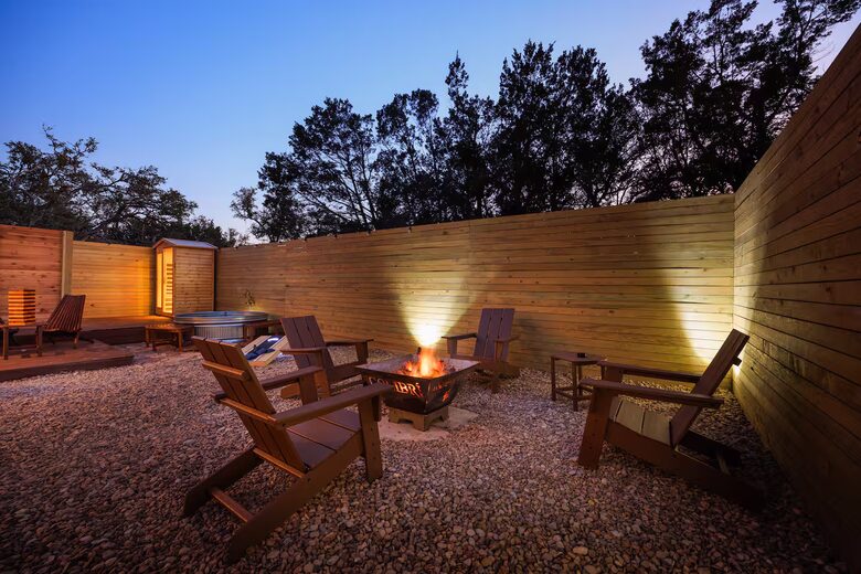Luxury Tiny Home Escape Near Wimberley Winery - Wimberly, Texas
