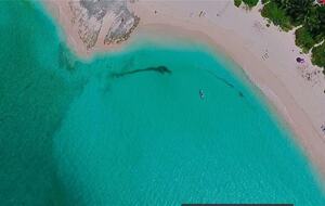 Steps from French Leave Beach | Spacious Luxury in Governor’s Harbour - Governor's Harbour, Bahamas