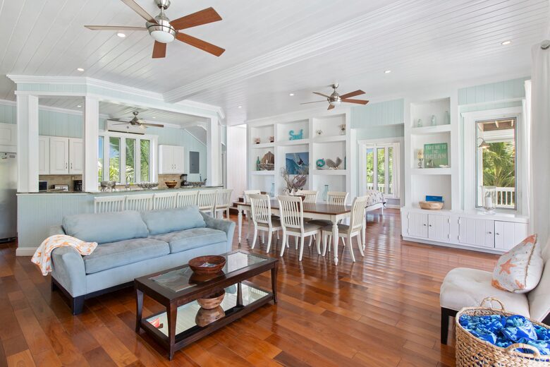 Steps from French Leave Beach | Spacious Luxury in Governor’s Harbour - Governor's Harbour, Bahamas