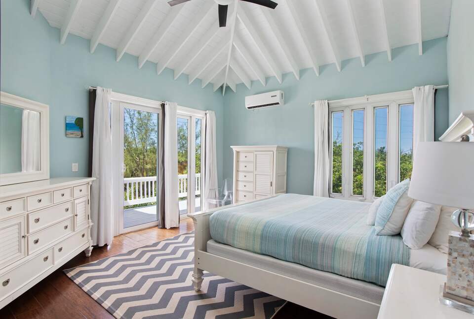 Steps from French Leave Beach | Spacious Luxury in Governor’s Harbour - Governor's Harbour, Bahamas