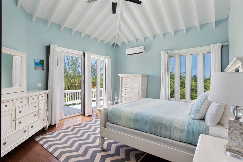 Steps from French Leave Beach | Spacious Luxury in Governor’s Harbour - Governor's Harbour, Bahamas