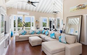 Steps from French Leave Beach | Spacious Luxury in Governor’s Harbour - Governor's Harbour, Bahamas