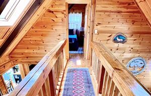 Secluded Blue Ridge Cabin with Hot Tub & Firepit - Blue Ridge, Georgia