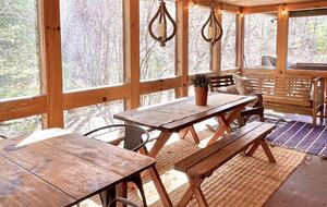 Secluded Blue Ridge Cabin with Hot Tub & Firepit - Blue Ridge, Georgia