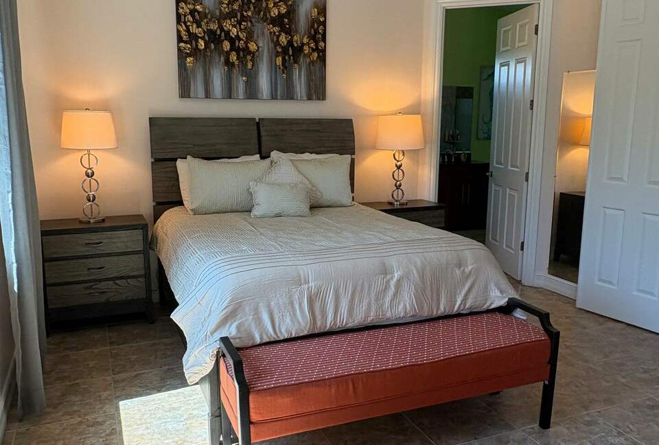 Spacious Marco Island Retreat Steps from Beaches & Shops - Marco Island, Florida