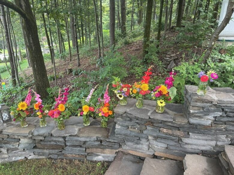 Easter's First Blooms at the Estate and Late April Exclusive Tulip Extravaganza - Woodstock, New York