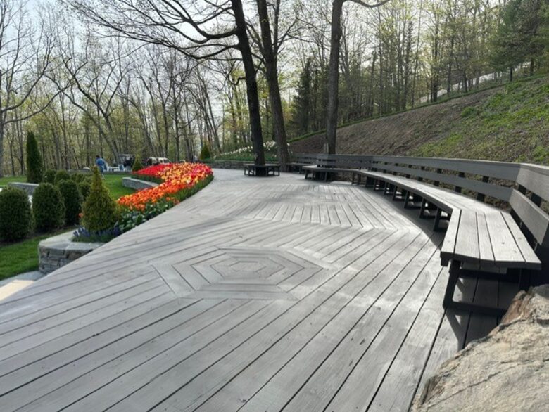 Easter's First Blooms at the Estate and Late April Exclusive Tulip Extravaganza - Woodstock, New York