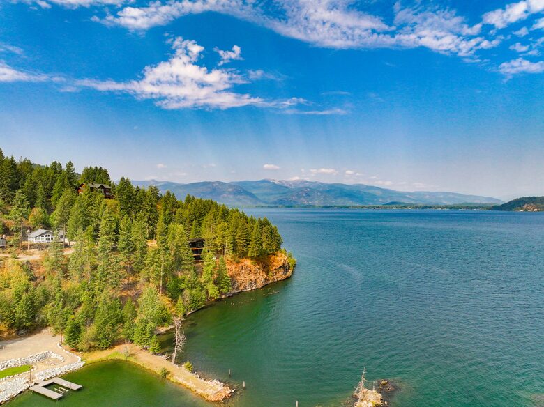 Glass-Walled Retreat on Lake Pend Oreille - Sagle, Idaho