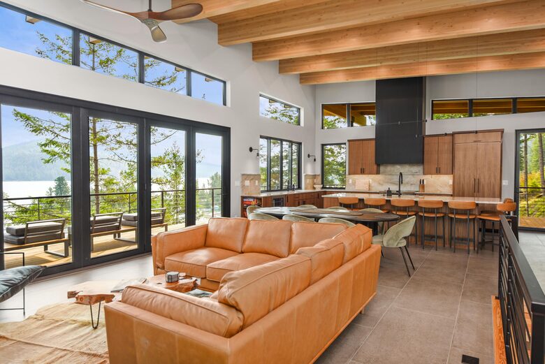 Glass-Walled Retreat on Lake Pend Oreille - Sagle, Idaho