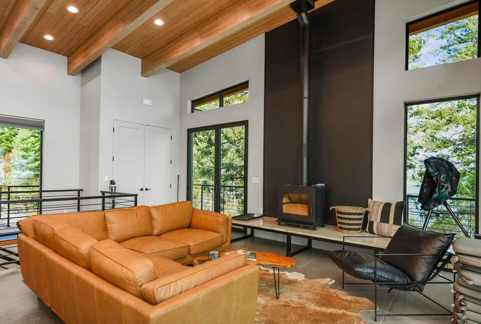 Glass-Walled Retreat on Lake Pend Oreille - Sagle, Idaho