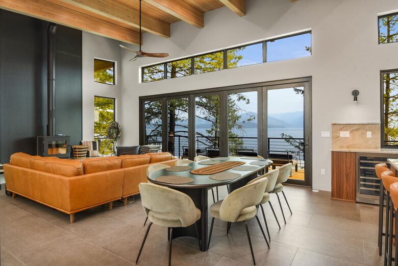 Glass-Walled Retreat on Lake Pend Oreille - Sagle, Idaho