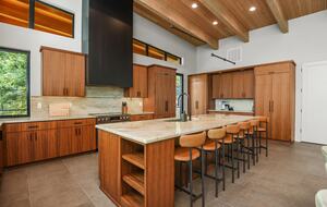 Glass-Walled Retreat on Lake Pend Oreille - Sagle, Idaho