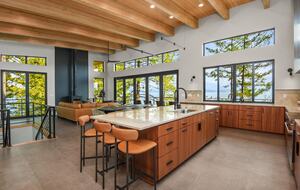 Glass-Walled Retreat on Lake Pend Oreille - Sagle, Idaho
