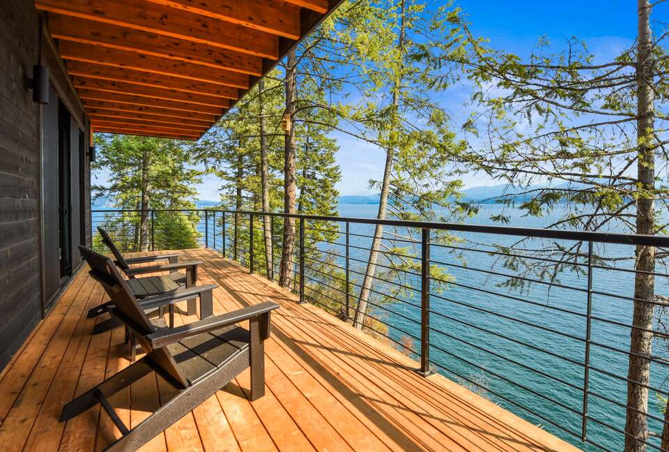 Glass-Walled Retreat on Lake Pend Oreille - Sagle, Idaho