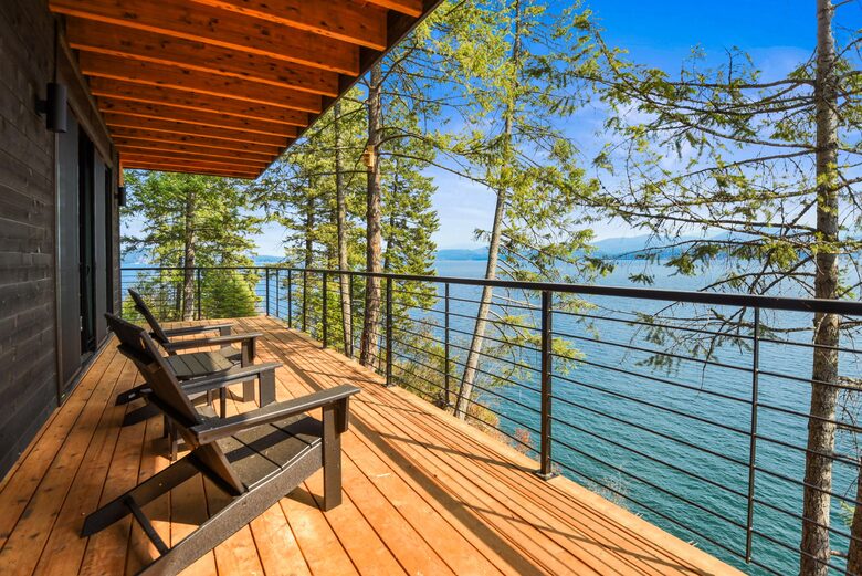 Glass-Walled Retreat on Lake Pend Oreille - Sagle, Idaho