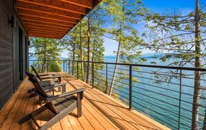 Glass-Walled Retreat on Lake Pend Oreille - Sagle, Idaho