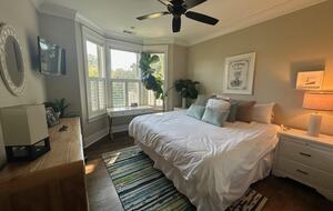 Bedroom 2 - King bed