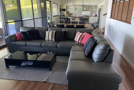 Group Getaway with Firepit & BBQ on Lake Tinaroo - Barrine, Australia