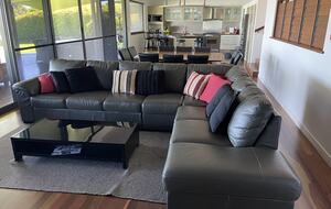 Group Getaway with Firepit & BBQ on Lake Tinaroo - Barrine, Australia