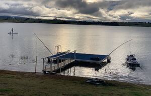 Group Getaway with Firepit & BBQ on Lake Tinaroo - Barrine, Australia