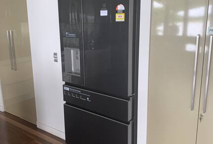 Group Getaway with Firepit & BBQ on Lake Tinaroo - Barrine, Australia